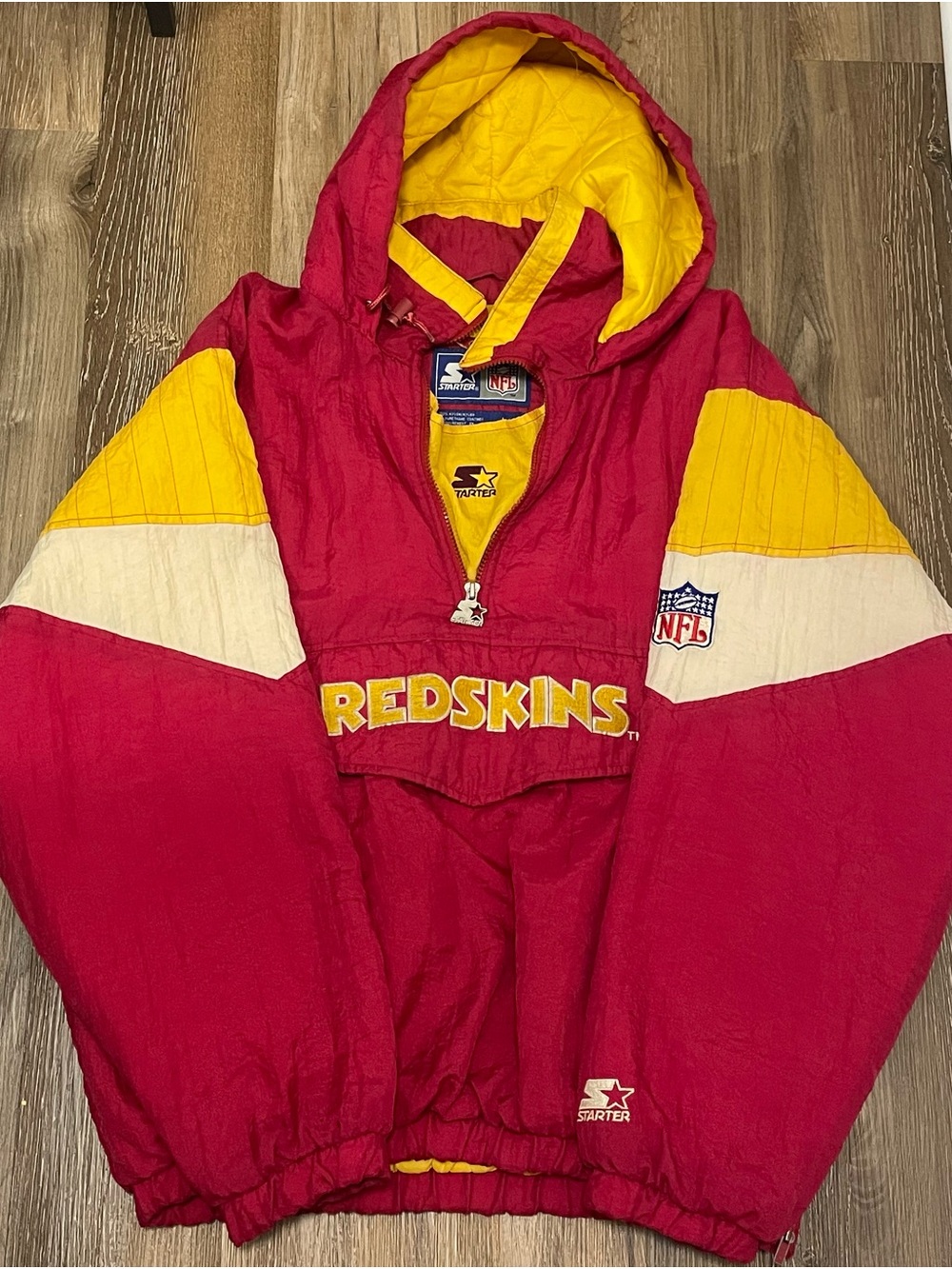 Starter vintage NFL windbraker from the Redskins